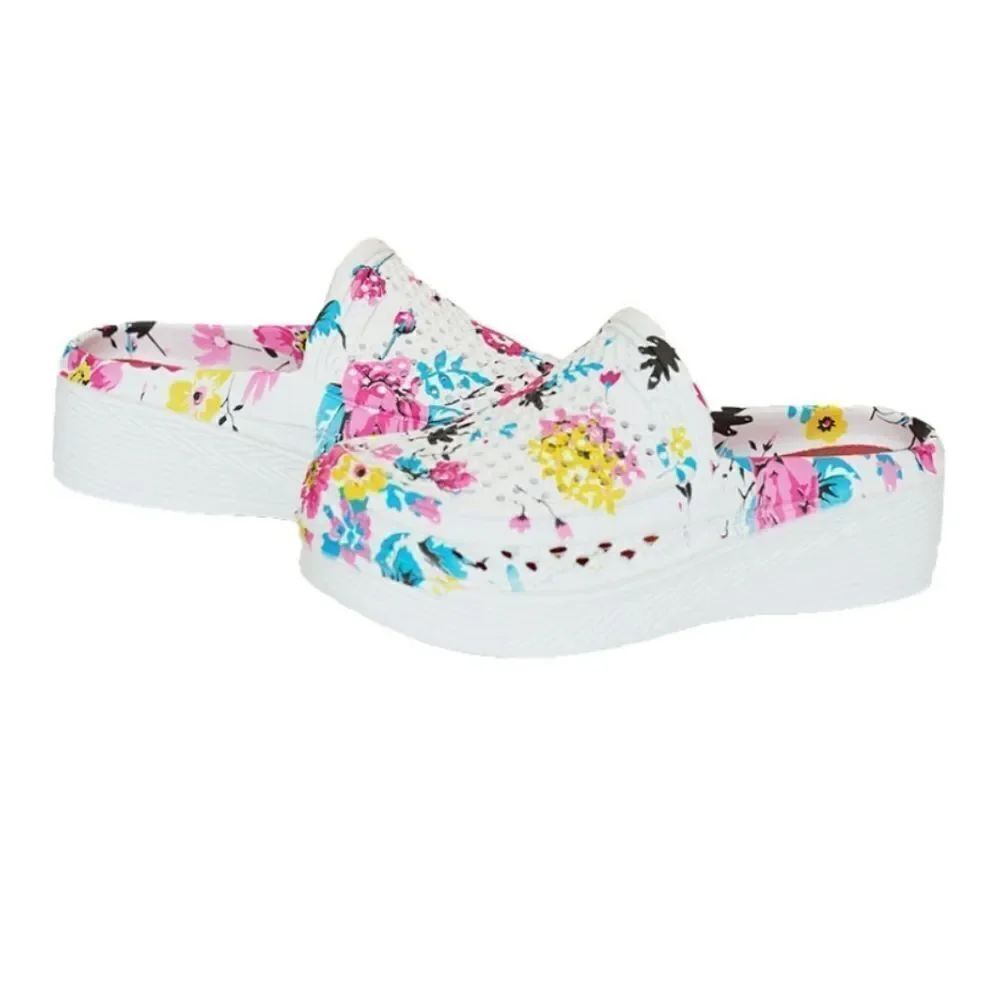 MULTI-COLOR GRAPHIC VENTED SLIP-ON CLOGS G1